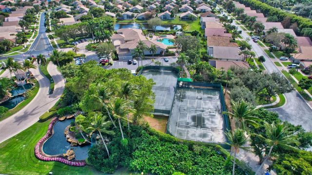 7317 Amber Falls Lane, Boynton Beach, FL 33437