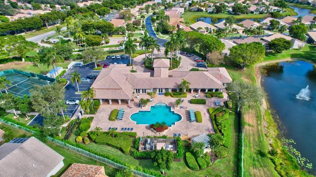 7317 Amber Falls Lane, Boynton Beach, FL 33437