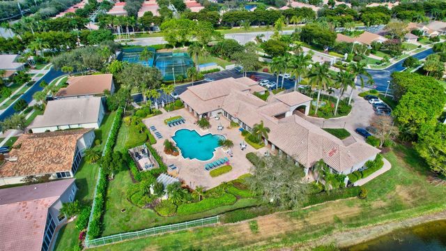 7317 Amber Falls Lane, Boynton Beach, FL 33437