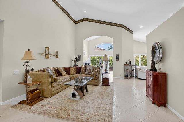 7317 Amber Falls Lane, Boynton Beach, FL 33437