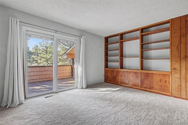 1040 Tari Drive, Colorado Springs, CO 80921