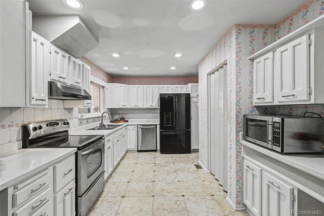 1040 Tari Drive, Colorado Springs, CO 80921