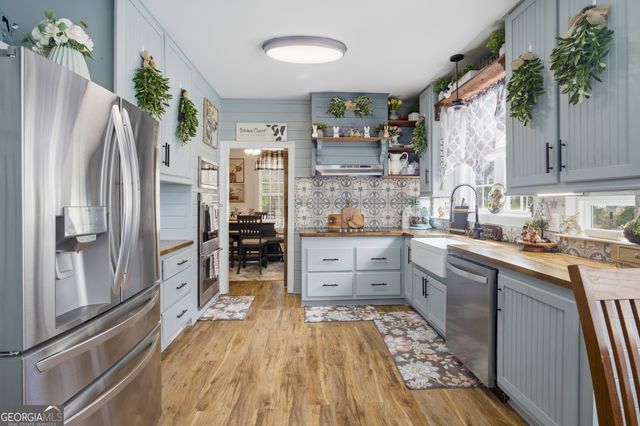 165 Hill Avenue, Fayetteville, GA 30215