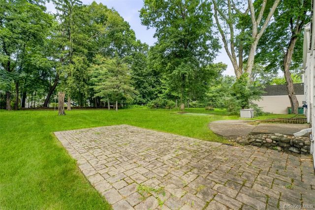 9 Memory Lane, Poughkeepsie, NY 12603
