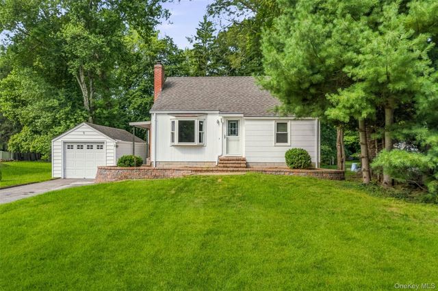 9 Memory Lane, Poughkeepsie, NY 12603