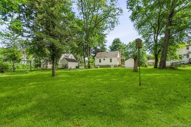 9 Memory Lane, Poughkeepsie, NY 12603