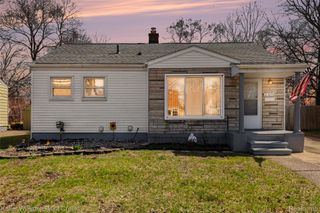 23070 Rosewood Street, Oak Park, MI 48237