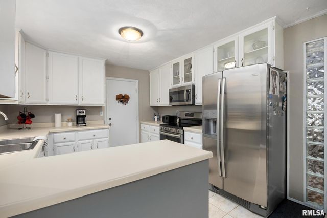 303 BELOIT Road, Marquette Heights, IL 61554