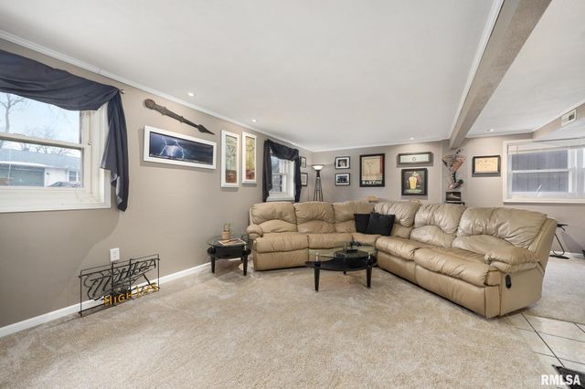 303 BELOIT Road, Marquette Heights, IL 61554