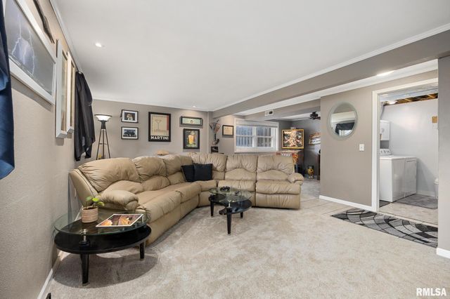 303 BELOIT Road, Marquette Heights, IL 61554