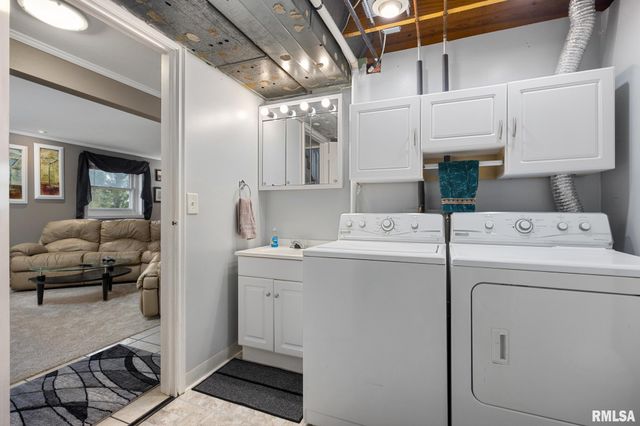 303 BELOIT Road, Marquette Heights, IL 61554