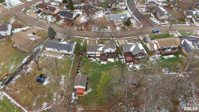 303 BELOIT Road, Marquette Heights, IL 61554