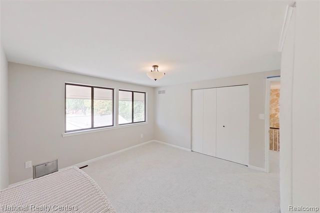 7103 Pebble Park Drive, West Bloomfield, MI 48322