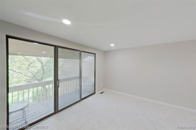 7103 Pebble Park Drive, West Bloomfield, MI 48322