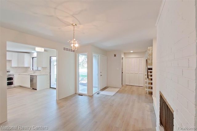 7103 Pebble Park Drive, West Bloomfield, MI 48322