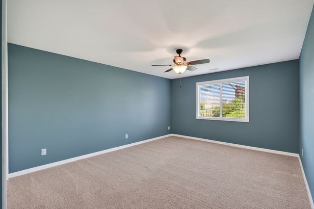 2411 Green Hills Drive, Norwalk, IA 50211