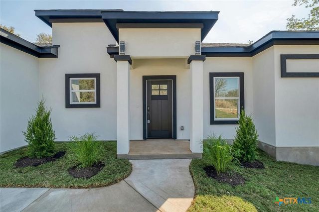 121 Diamond Head Drive, Bastrop, TX 78602