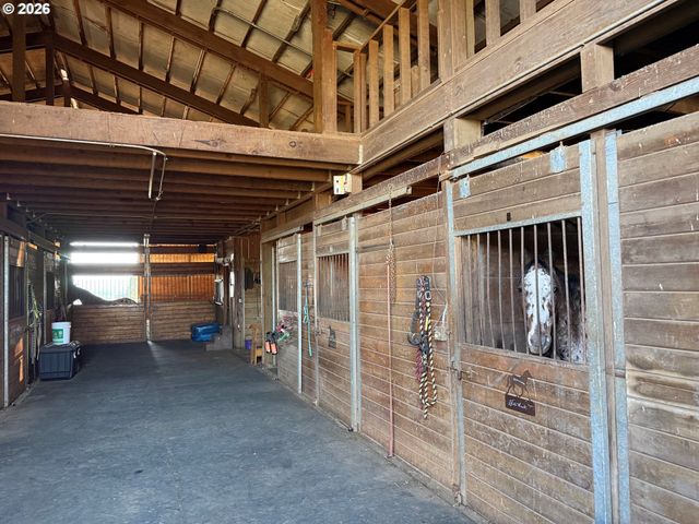 26280 Sw BAKER Rd, Sherwood, OR 97140