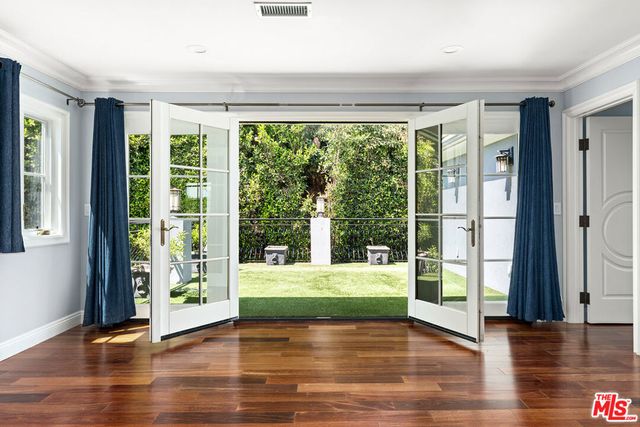 1357 Schuyler Road, Beverly Hills, CA 90210