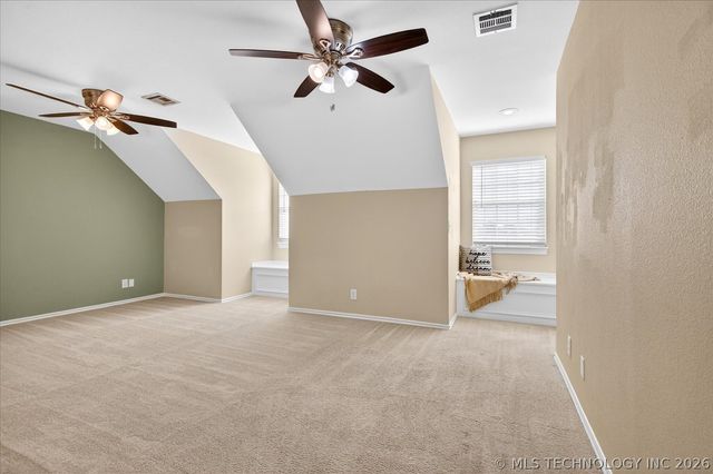 21 Longacre Drive, Ramona, OK 74061