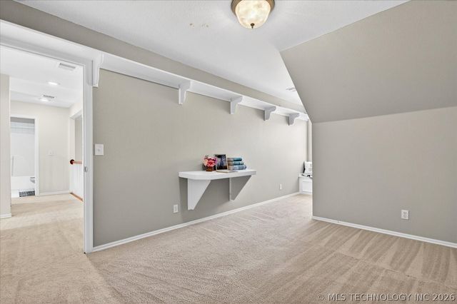 21 Longacre Drive, Ramona, OK 74061