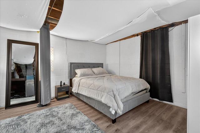 37 Hillcrest Avenue, Albany, NY 12203