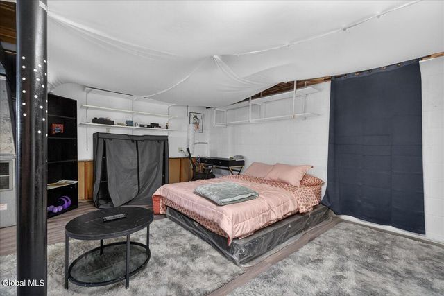 37 Hillcrest Avenue, Albany, NY 12203