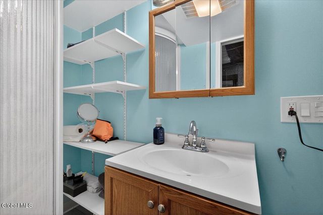 37 Hillcrest Avenue, Albany, NY 12203