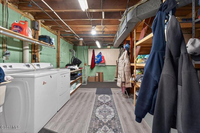 37 Hillcrest Avenue, Albany, NY 12203