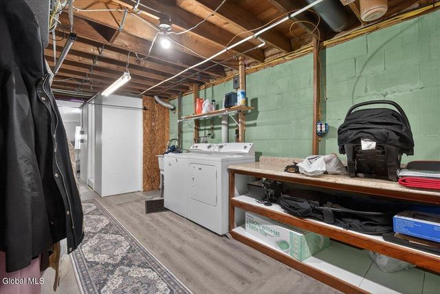 37 Hillcrest Avenue, Albany, NY 12203