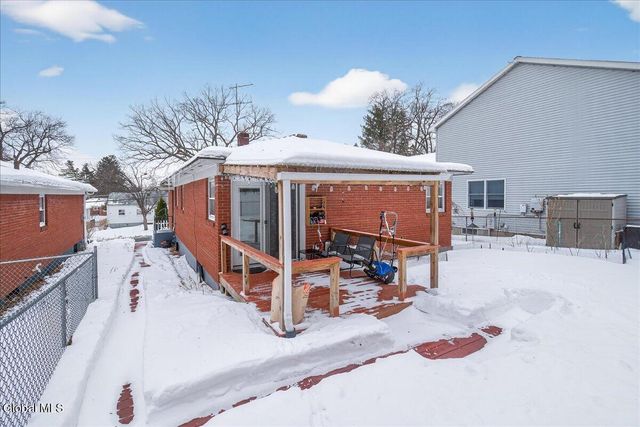 37 Hillcrest Avenue, Albany, NY 12203