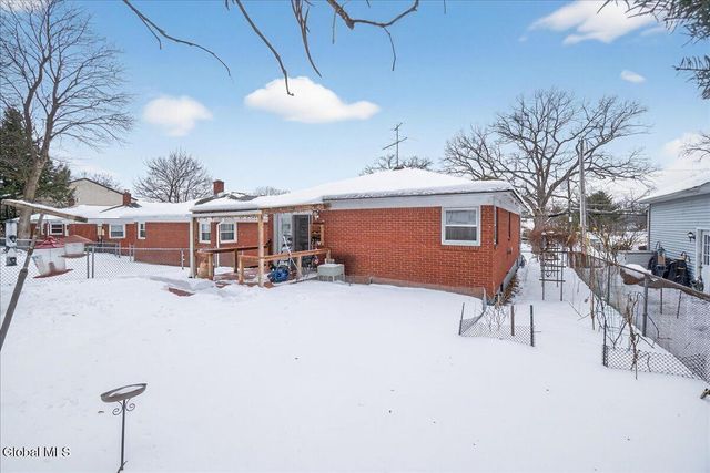 37 Hillcrest Avenue, Albany, NY 12203