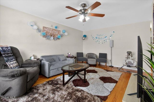 37 Hillcrest Avenue, Albany, NY 12203