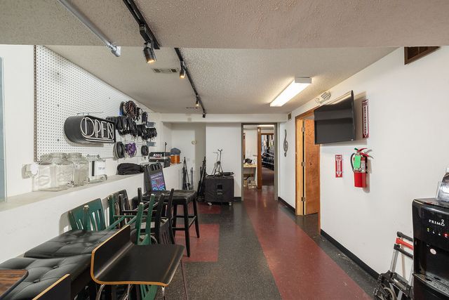 206 W Walnut, Rogers, AR 72756