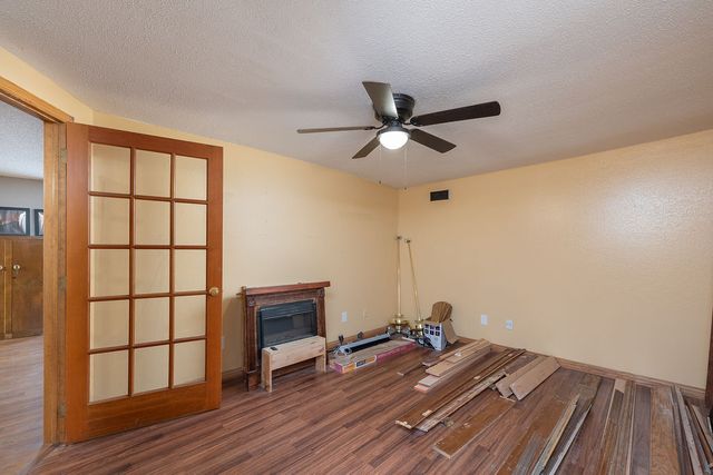 206 W Walnut, Rogers, AR 72756