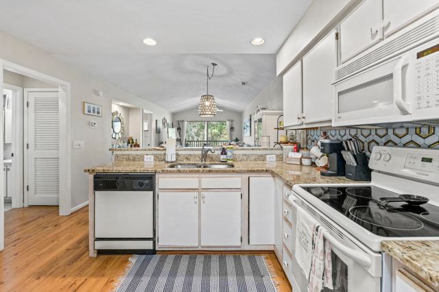 23 Pinehurst Ln Unit 1J, Pawleys Island, SC 29585