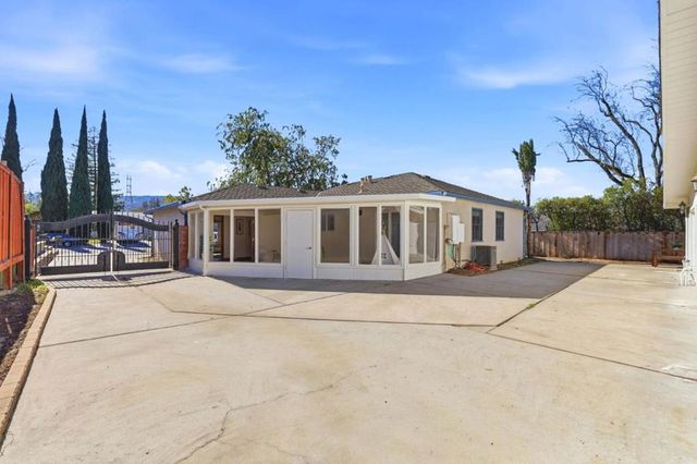 22141 Wallace Drive, Cupertino, CA 95014