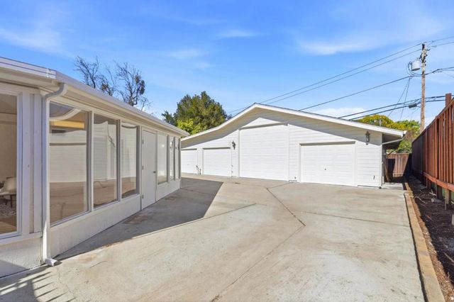 22141 Wallace Drive, Cupertino, CA 95014