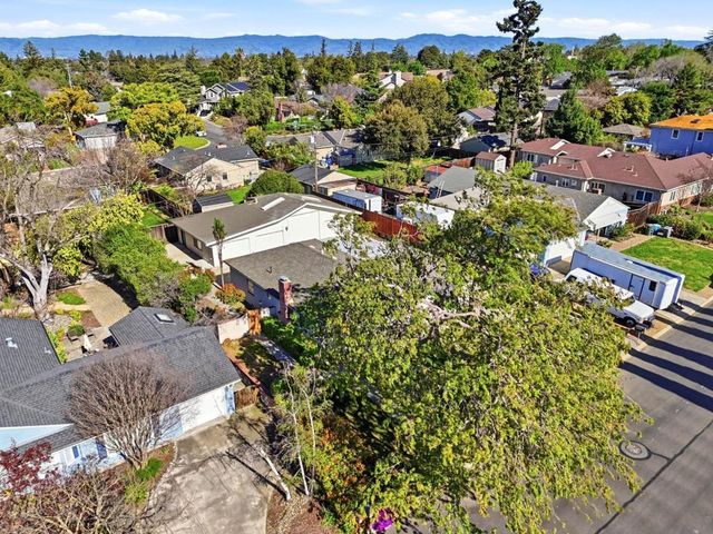 22141 Wallace Drive, Cupertino, CA 95014