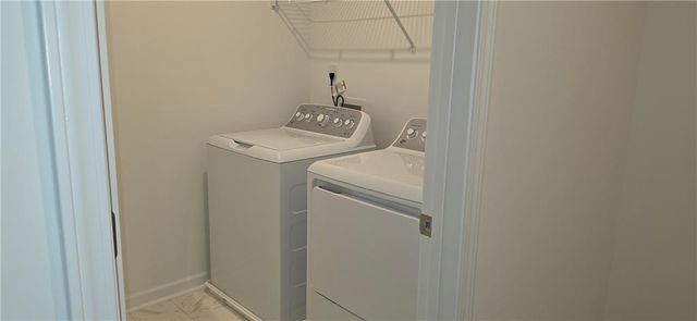 607 Rose Hill Lane, Lawrenceville, GA 30044
