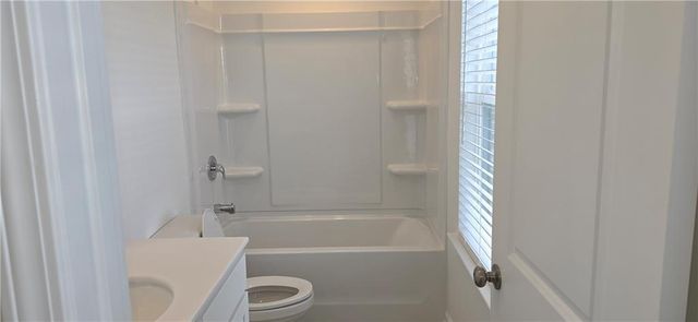 607 Rose Hill Lane, Lawrenceville, GA 30044