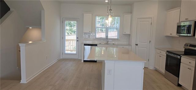 607 Rose Hill Lane, Lawrenceville, GA 30044