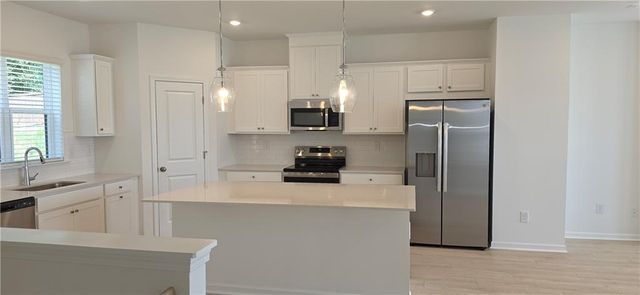 607 Rose Hill Lane, Lawrenceville, GA 30044