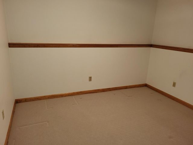 9420 Saric Drive, Highland, IN 46322