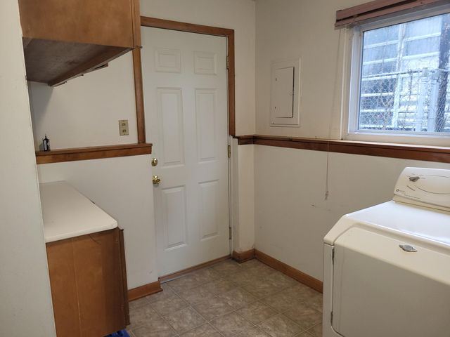 9420 Saric Drive, Highland, IN 46322