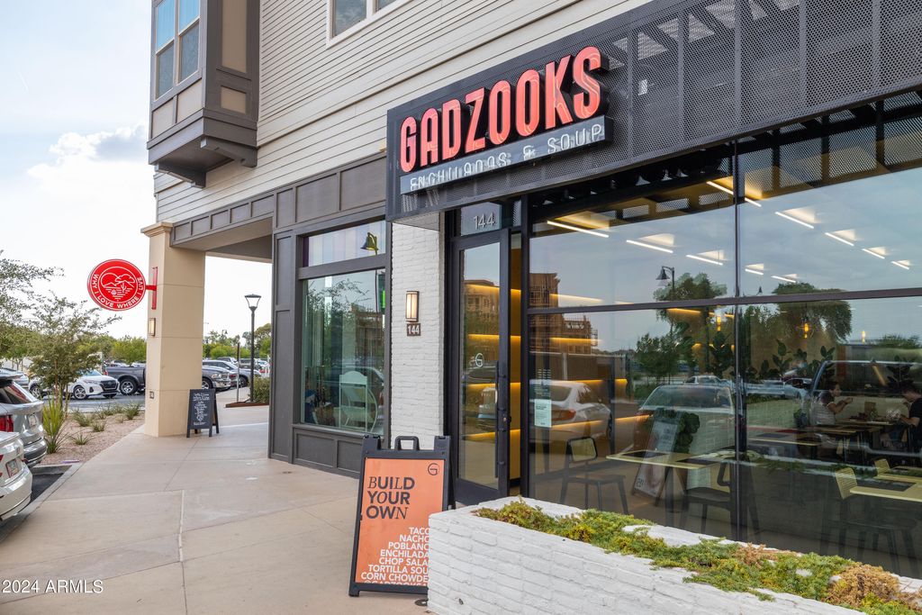 Image 102 of property listing at 2796 E VALENCIA Street, Gilbert, AZ 85296