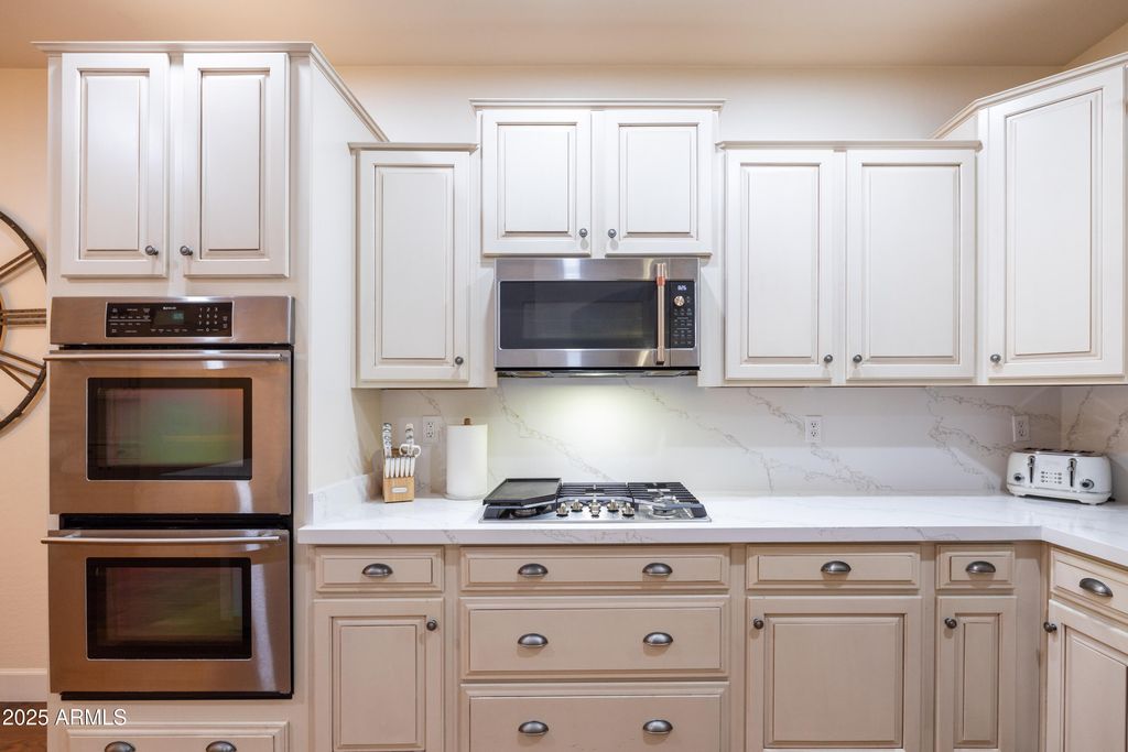 Image 17 of property listing at 2796 E VALENCIA Street, Gilbert, AZ 85296