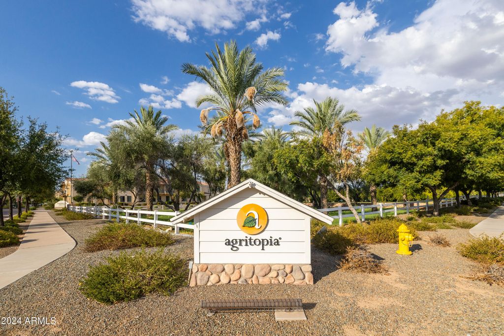 Image 88 of property listing at 2796 E VALENCIA Street, Gilbert, AZ 85296