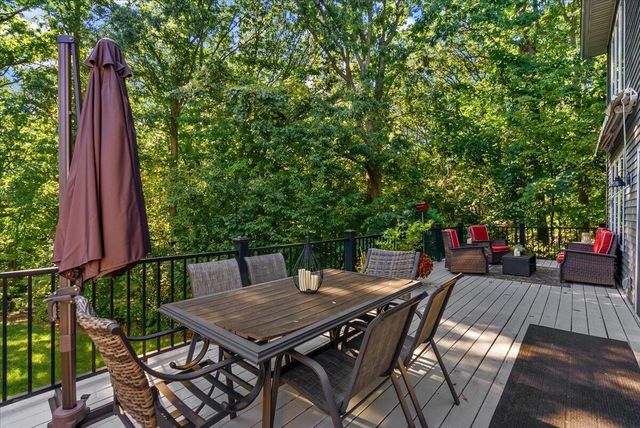 3388 Kayelin Court, Jenison, MI 49428