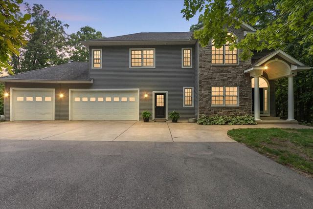 3388 Kayelin Court, Jenison, MI 49428